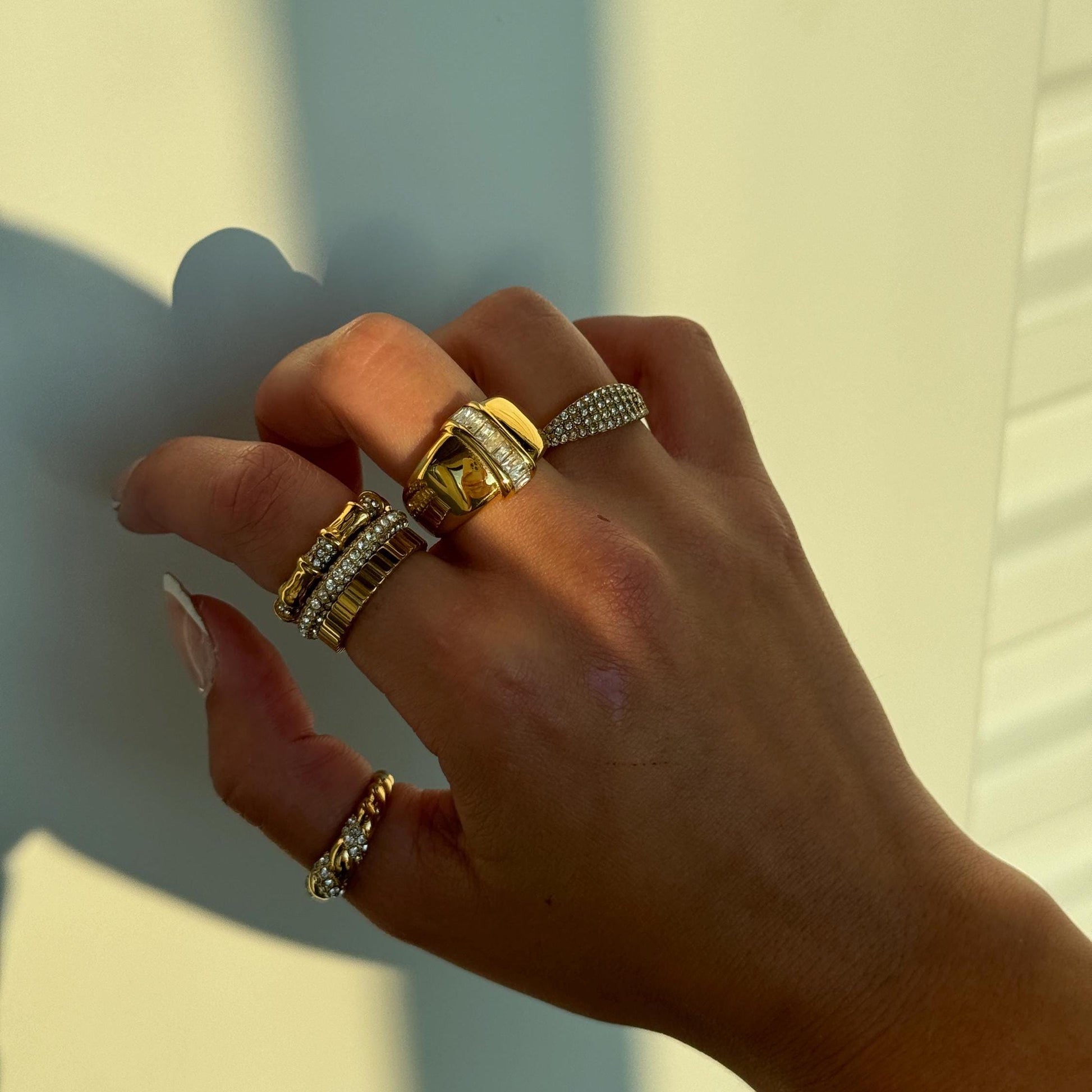 Chunky gold ring, dome ring for women, vintage statement rings gold filled, large dome ring, unique rings, thick gold ring, maximalist ring