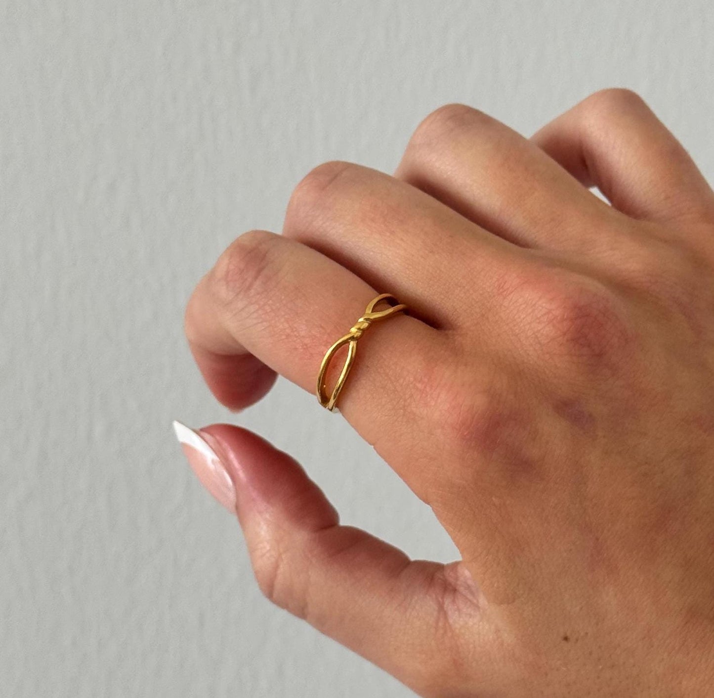 Thin Dainty Gold Ring, Rings for Women, Minimalist Stackable Gold-Filled Ring, Dainty Gold Band Ring, Thin Gold Ring, unique gift for her