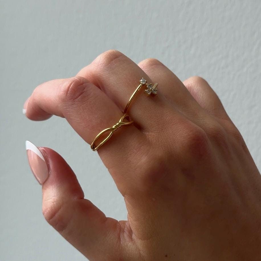 Thin Dainty Gold Ring, Rings for Women, Minimalist Stackable Gold-Filled Ring, Dainty Gold Band Ring, Thin Gold Ring, unique gift for her